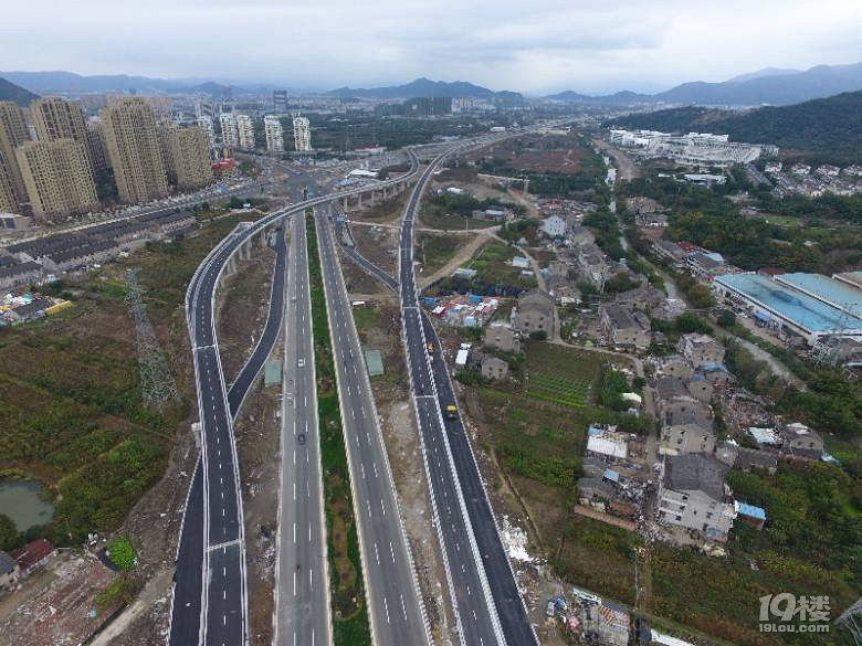 台州内环线迈向现代化城市交通步伐坚实，最新动态揭秘